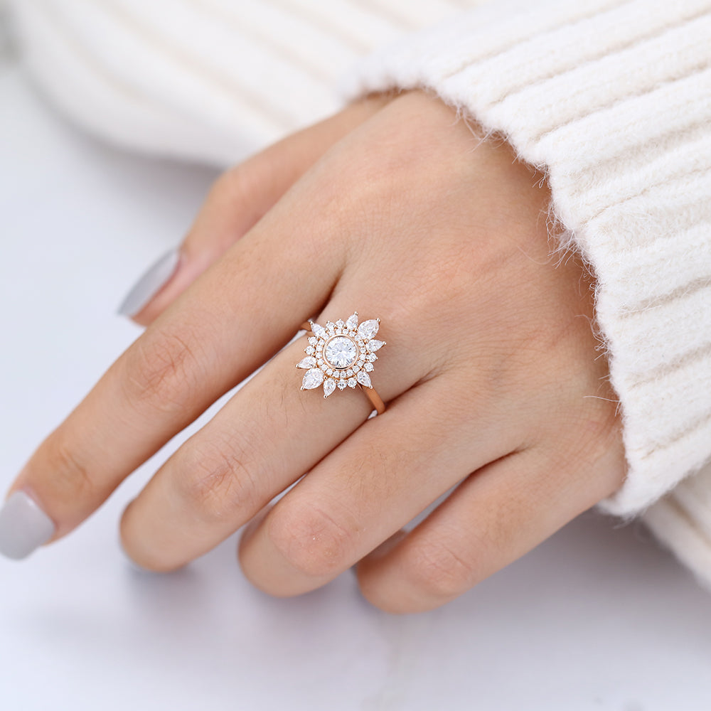 0.41 CT Round Cluster Moissanite Engagement Ring