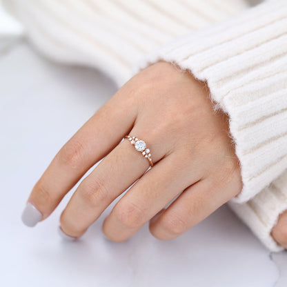 0.41 CT Round Cluster Moissanite Engagement Ring