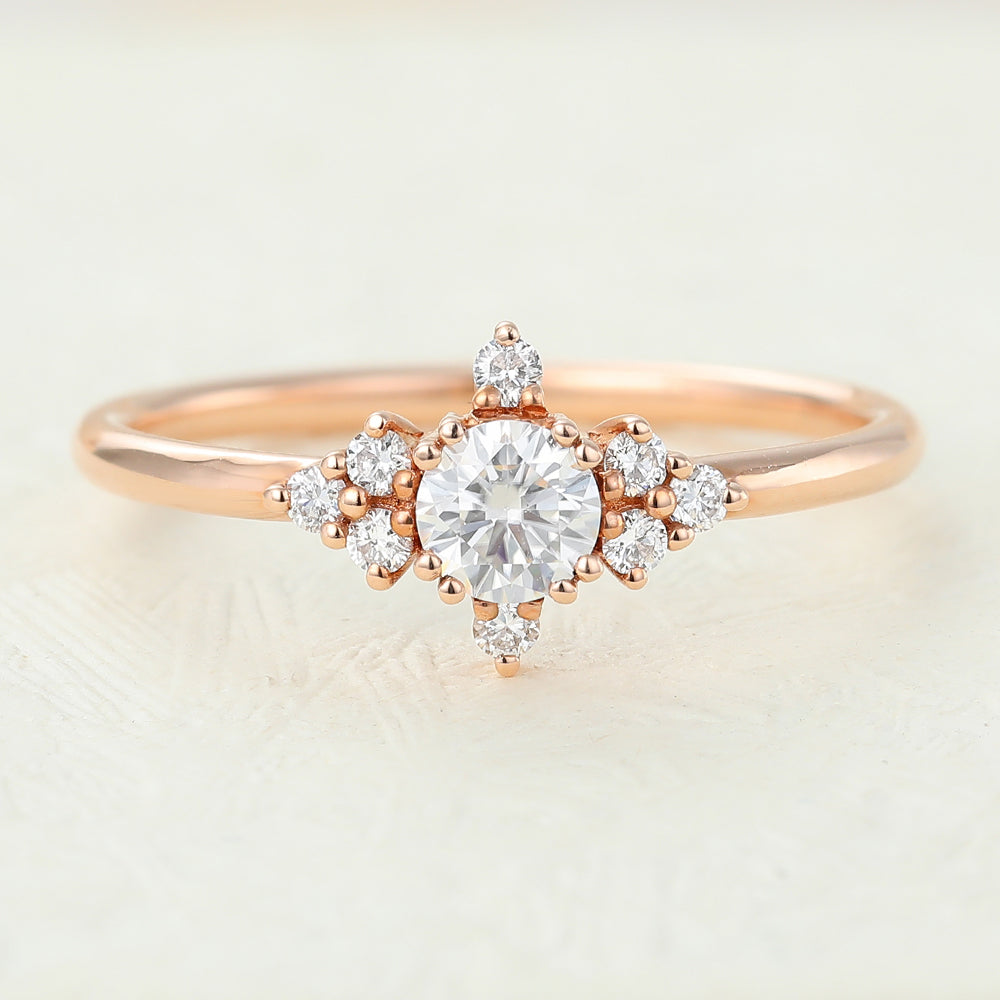 0.22 CT Round Cluster Lab-Grown Diamond Engagement Ring