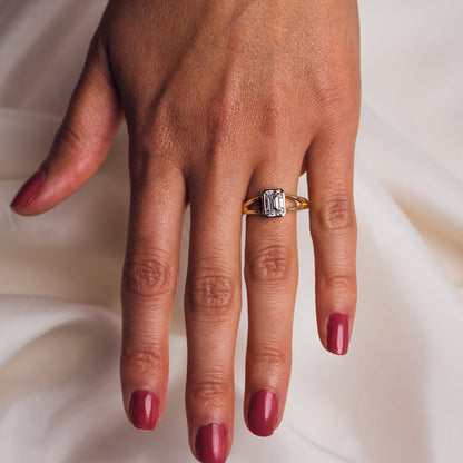 1.6 CT Emerald Solitaire & Split Shank Moissanite Engagement Ring