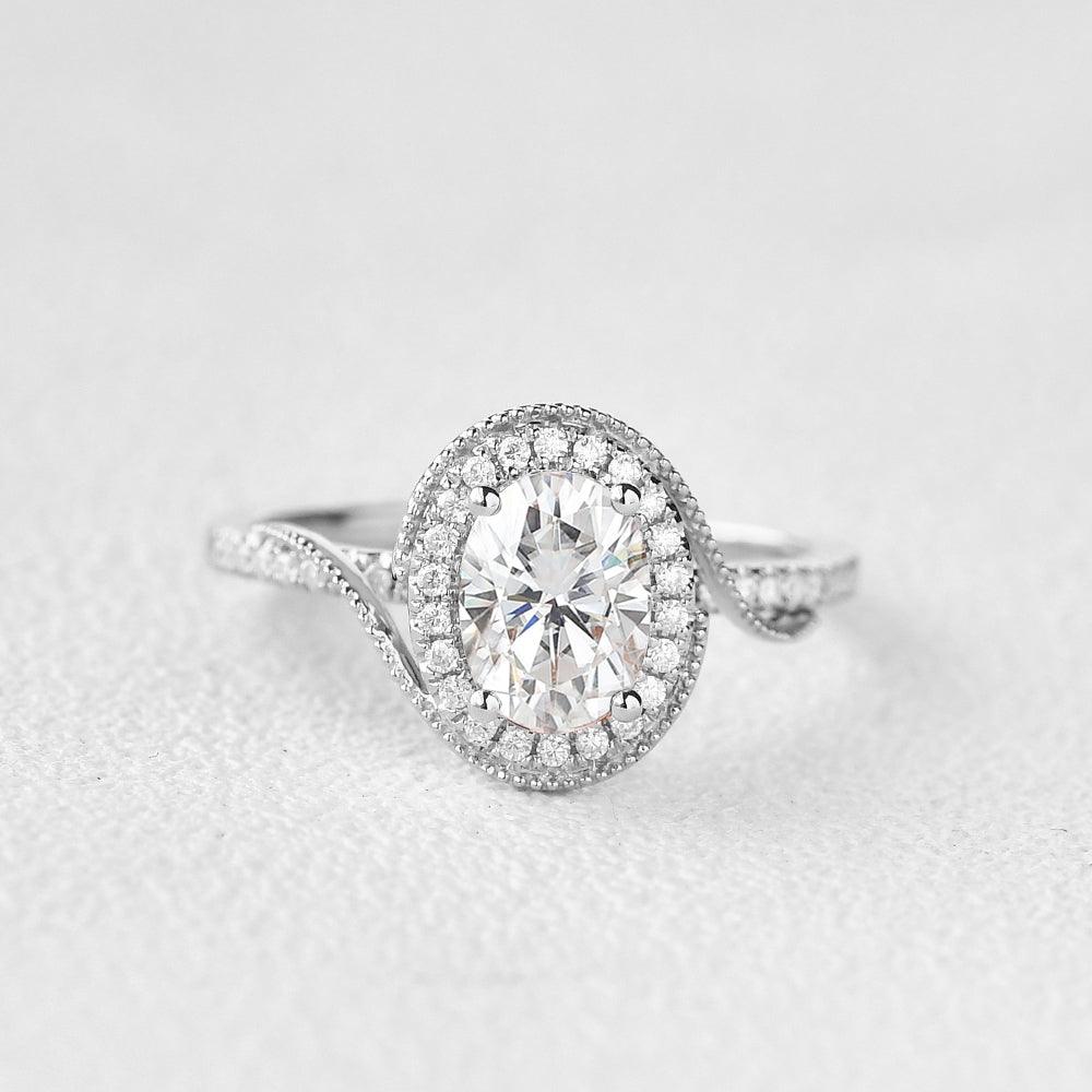 1.33 CT Oval Halo & Pave Lab Grown Diamond Engagement Ring