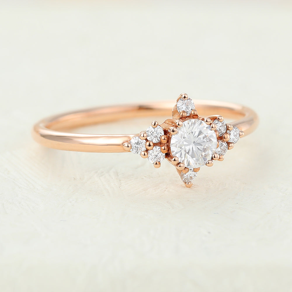 0.22 CT Round Cluster Lab-Grown Diamond Engagement Ring