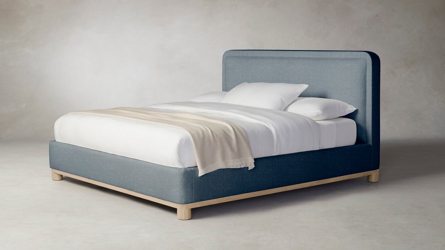 The Kent  - Performance Stonewashed Linen Chambray Bed - 47" Headboard